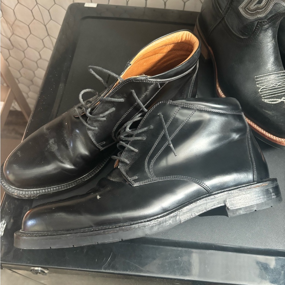 Johnston & Murphy Black Chukka Boots Leather